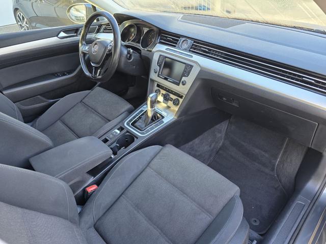 VOLKSWAGEN Passat Variant 2.0 TDI DSG Business BlueMotion Tech