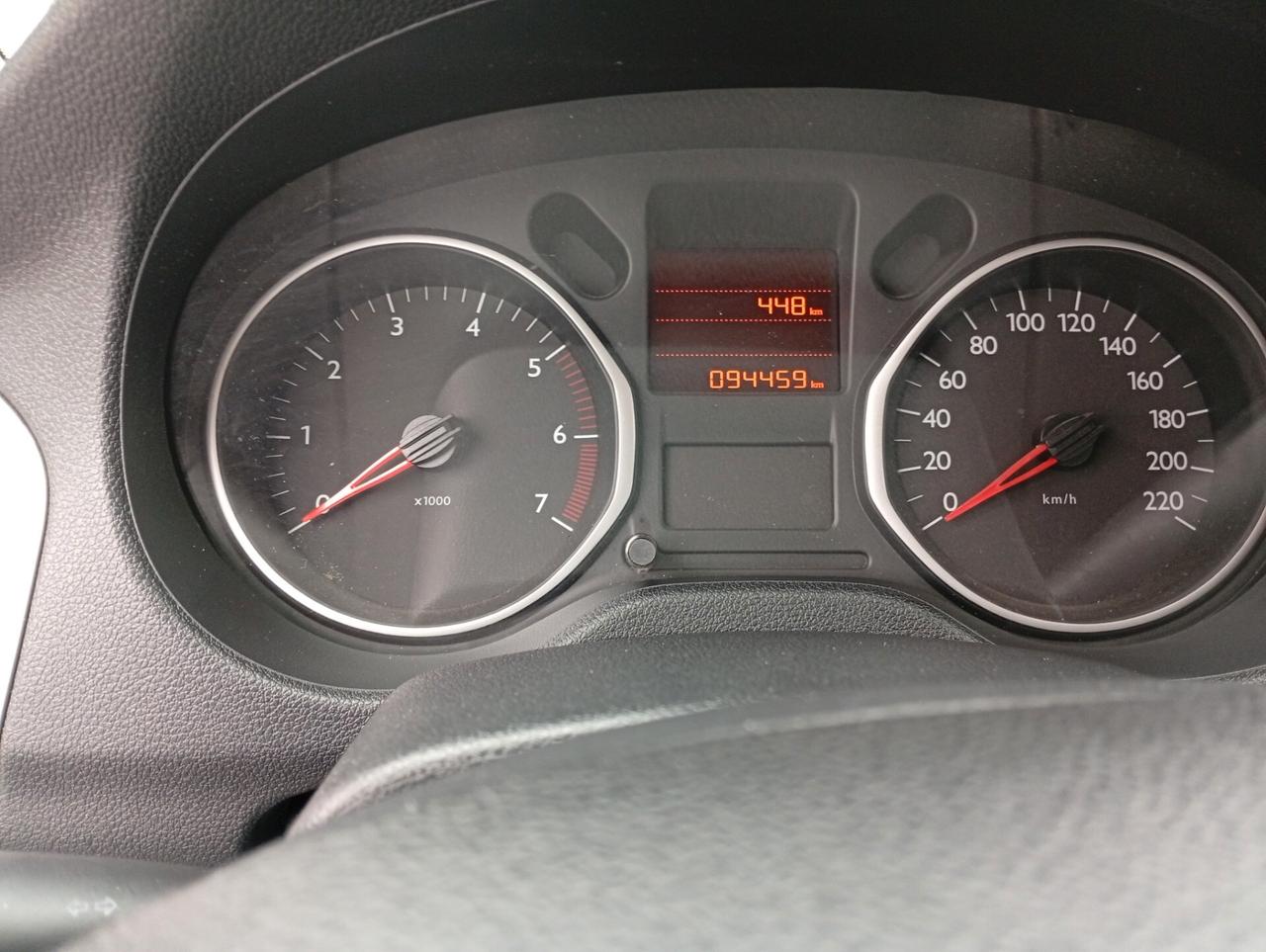 Citroen C-Elysee BlueHDi 100 Exclusive