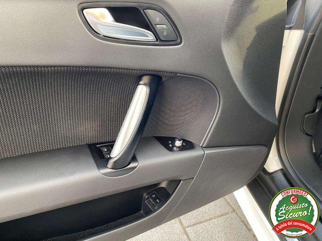 AUDI TT 2.0 tdi quattro S line Xenon/pelle-tessuto/Navi