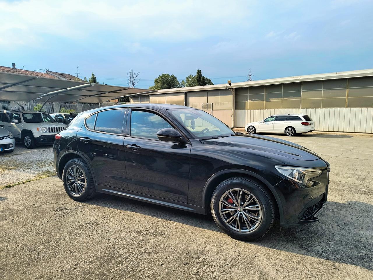 Alfa Romeo Stelvio 2.2 Turbodiesel 190 CV AT8 RWD Business