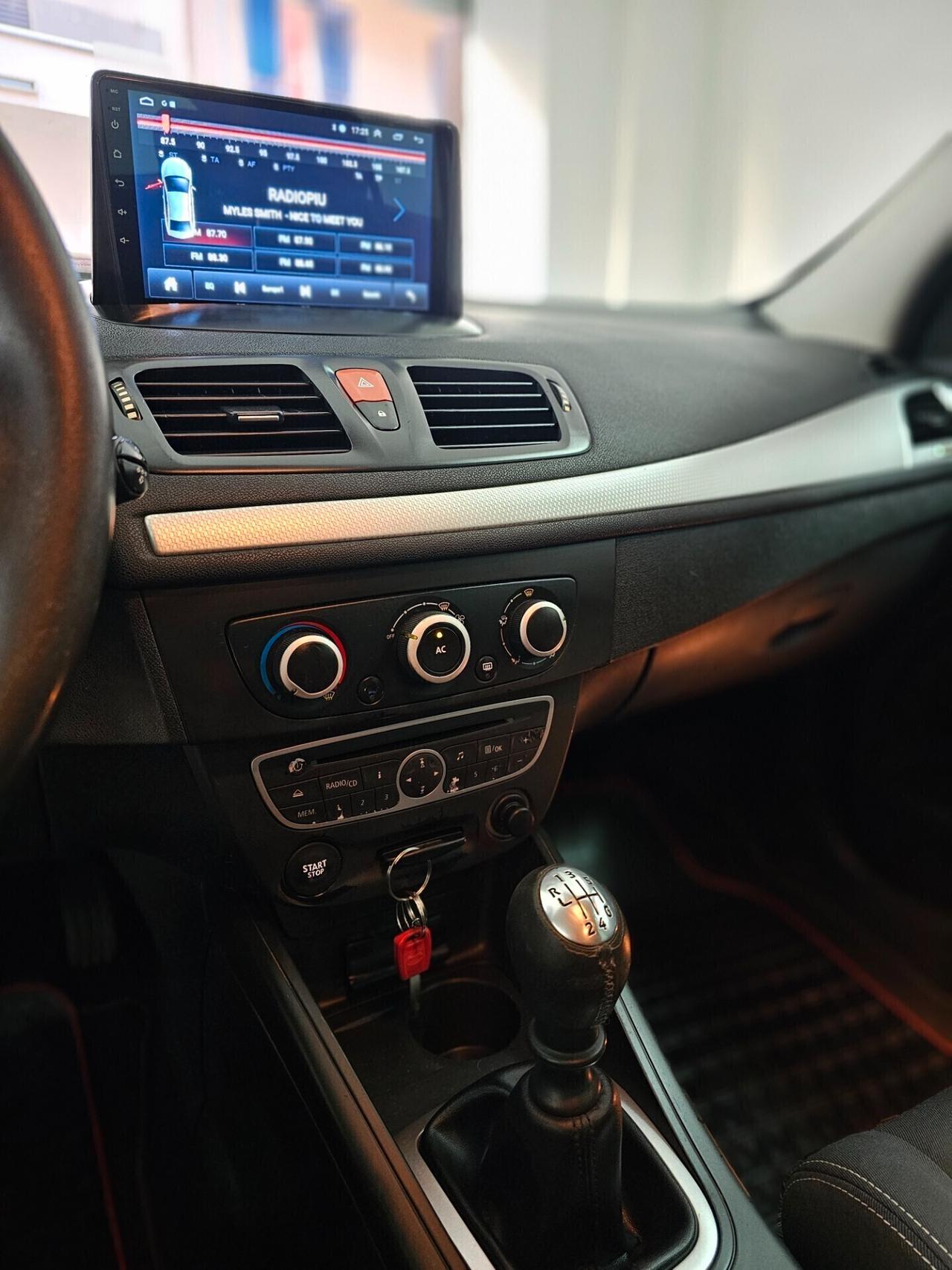 Renault Megane Mégane 1.5 dCi 110CV Luxe