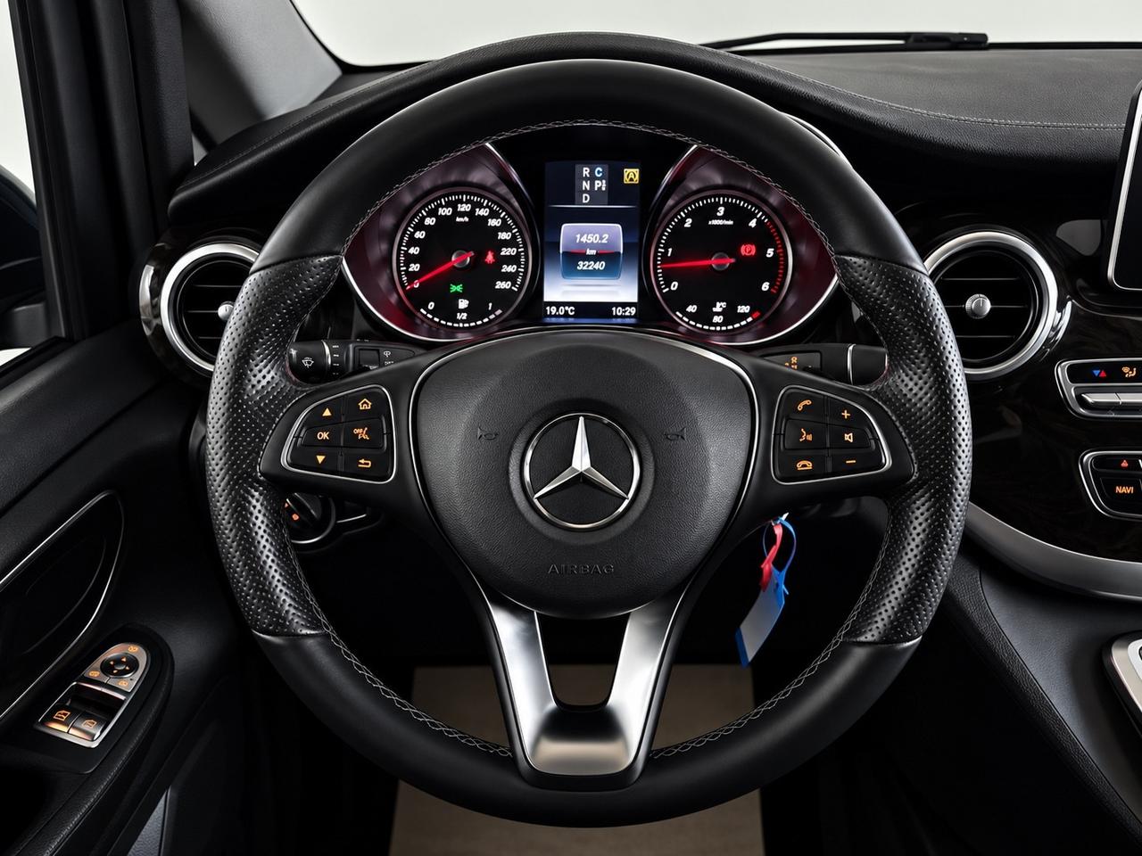 Mercedes-benz V 220 d Automatic 4Matic Premium Long