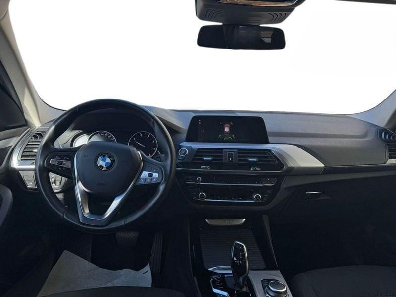 BMW X3 xDrive20d 190 CV NAVI Business Advantage