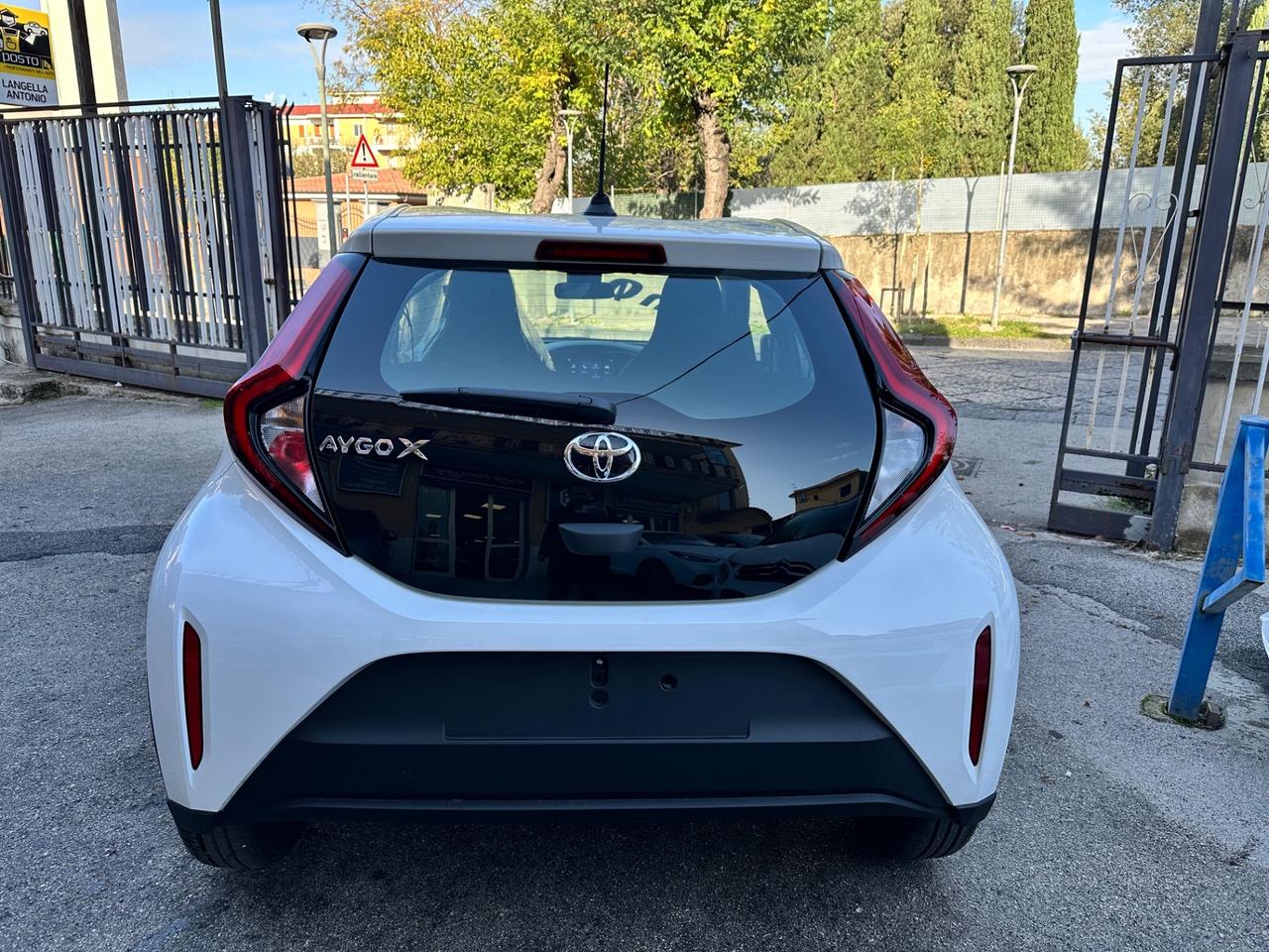 Toyota Aygo X 1.0 VVT-i 72 CV 5 porte Active