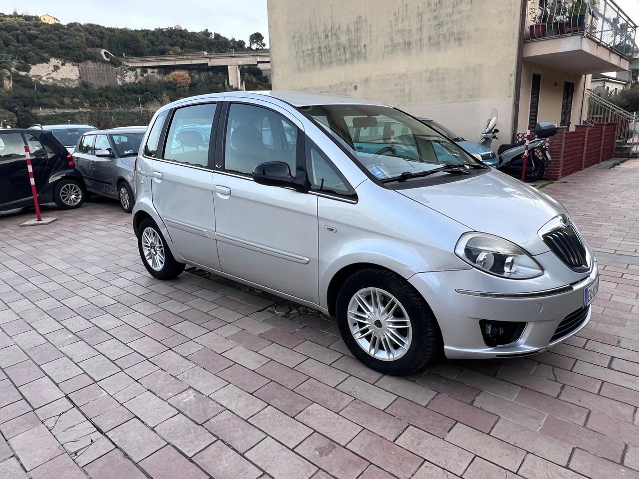 Lancia MUSA 1.3 Mjt 95 CV 5th Avenue