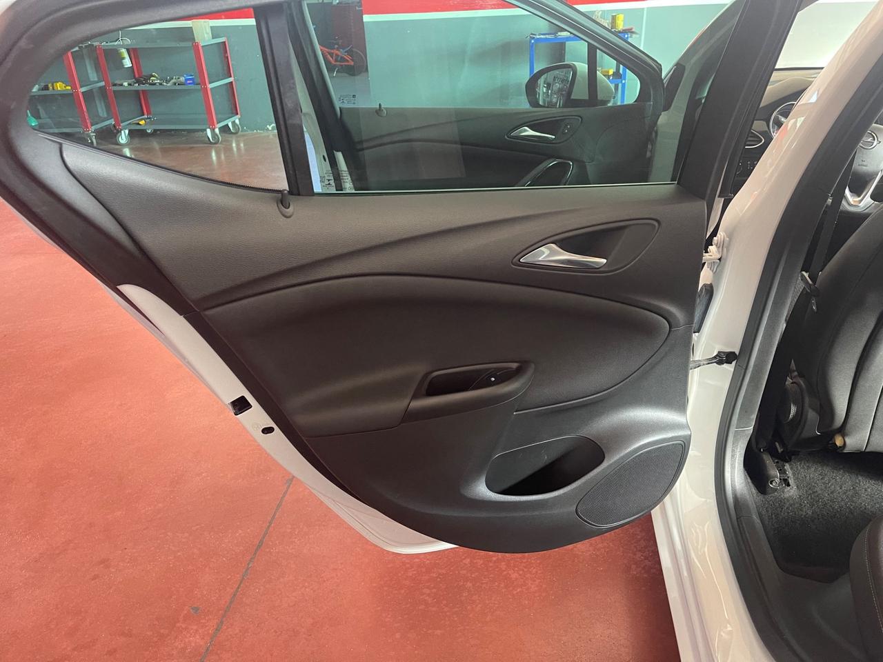 Opel Astra 1.6 CDTi 110CV Start&Stop 5 porte Innovation