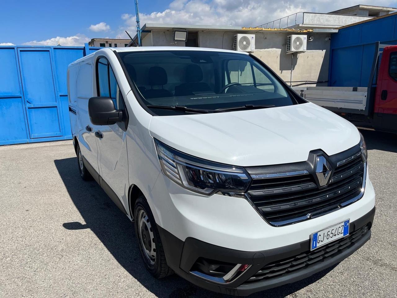 Renault trafic cargo-2.0 dci-2022