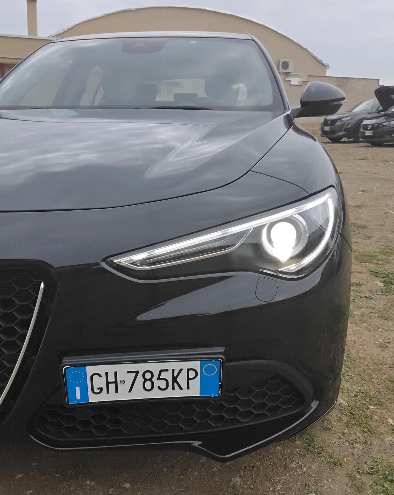 Alfa Romeo Stelvio 2.2 Turbodiesel 190 CV AT8 RWD Executive