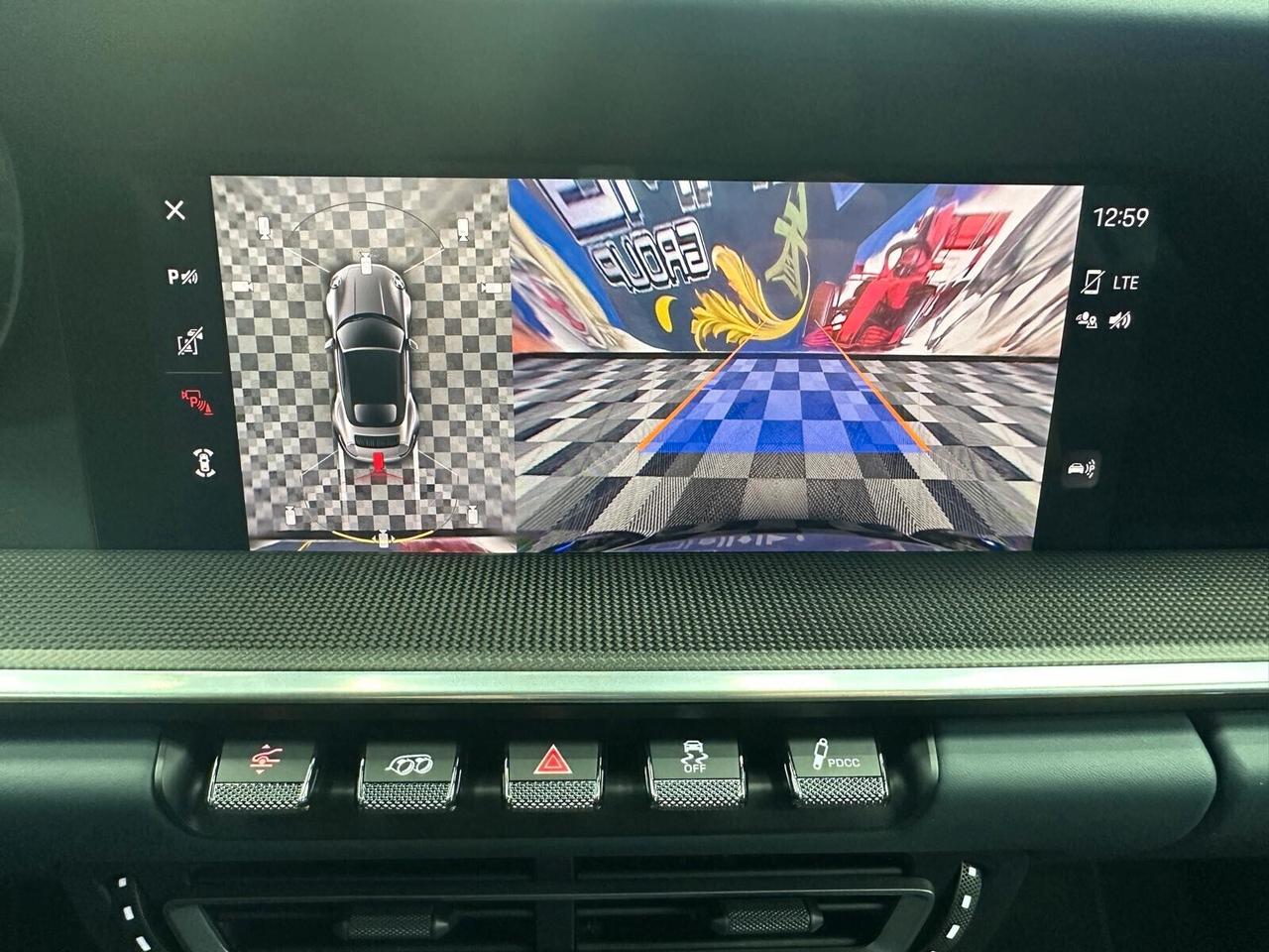 Porsche 992 911 Cabrio 3.7 Turbo S auto (911)