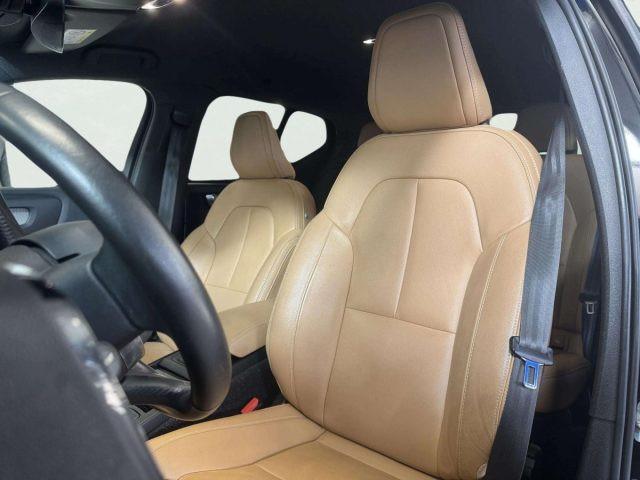 VOLVO XC40 T3 INSCRIPTION AUTOMATICA