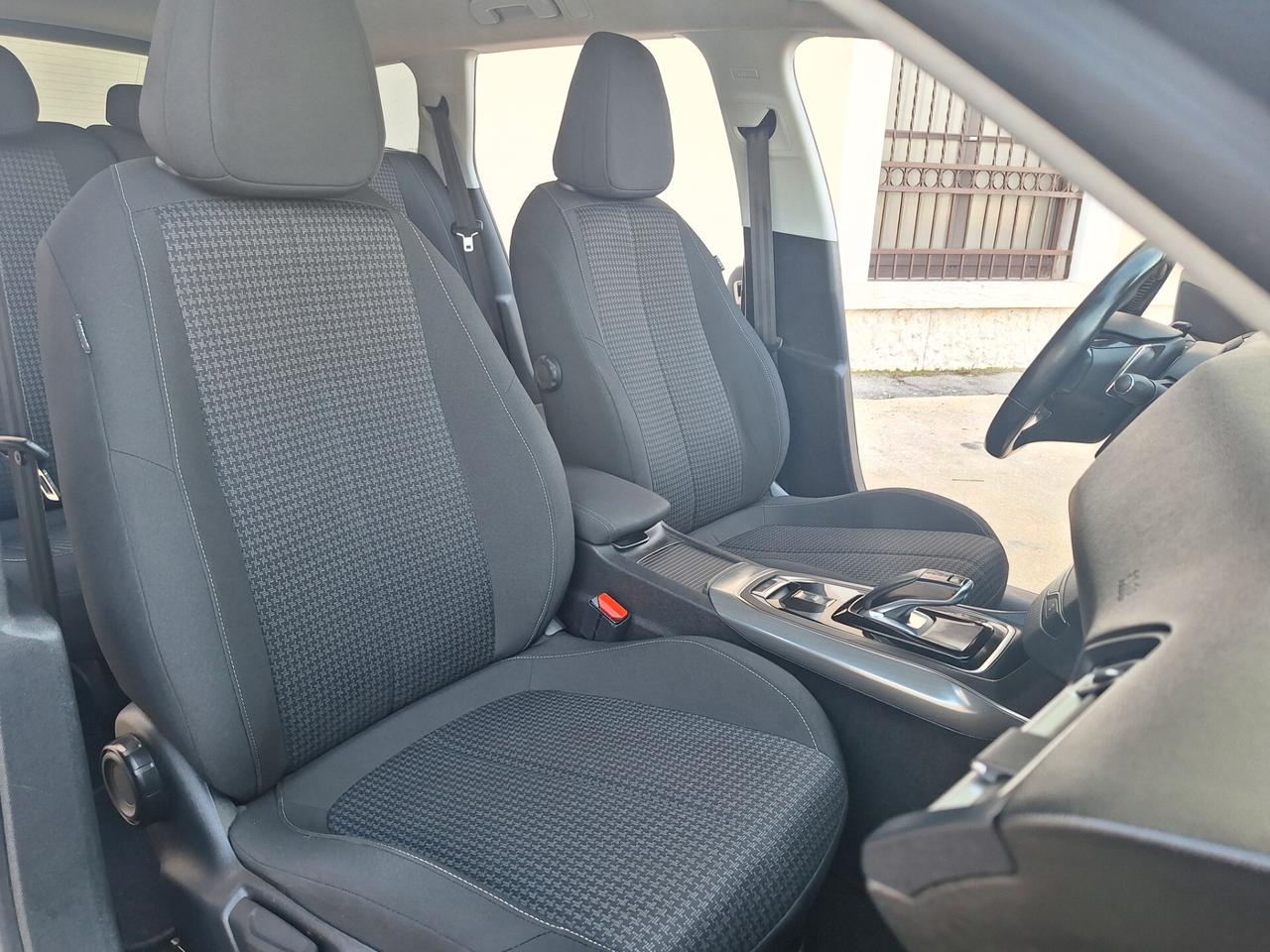 Peugeot 308 1.5 HDi 130 EAT8 SW Business 2018 NAVI