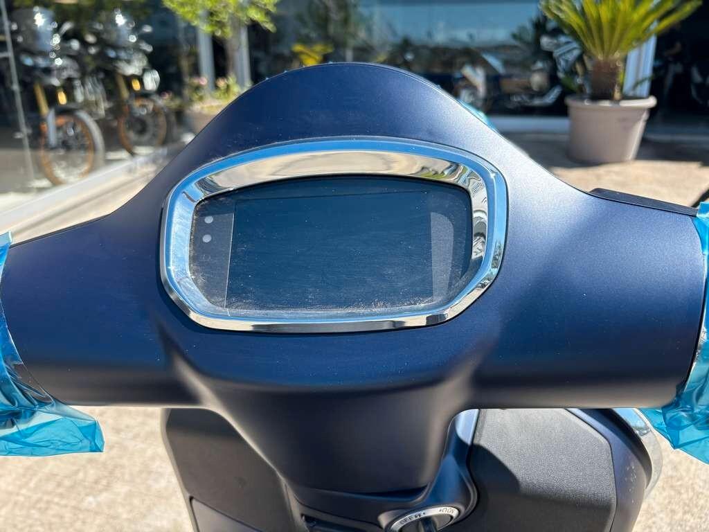 Piaggio Vespa 310 GTS SuperTech Nuovo pronto consegna Tua a solo 77 Euro al mese