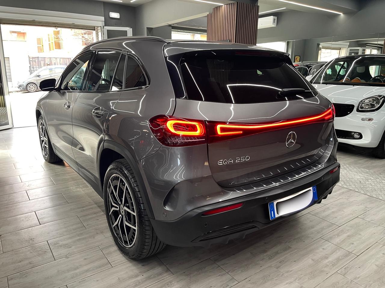 Mercedes-benz EQA EQA 250 Premium Plus AMG VETTURA AZIENDALE PRONTA CONSEGNA VISIBILE IN SEDE !!!