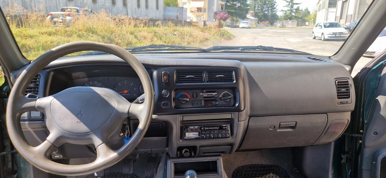 Mitsubishi L200 2.5 TDI 4WD Double Cab GANCIO TRAINO