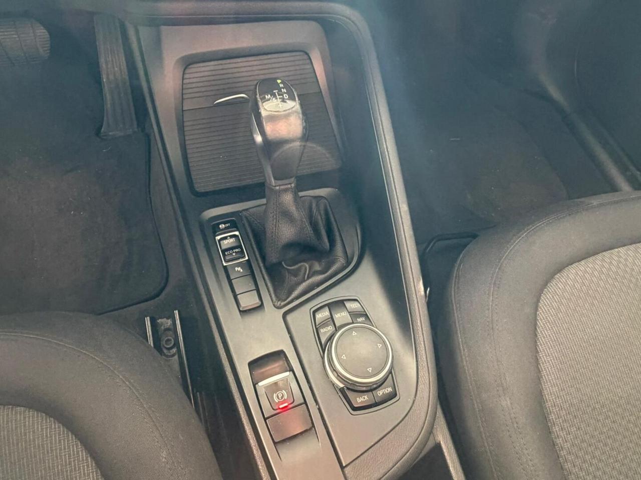 BMW X1 Advantage 18d sDrive C.18" Gancio Traino