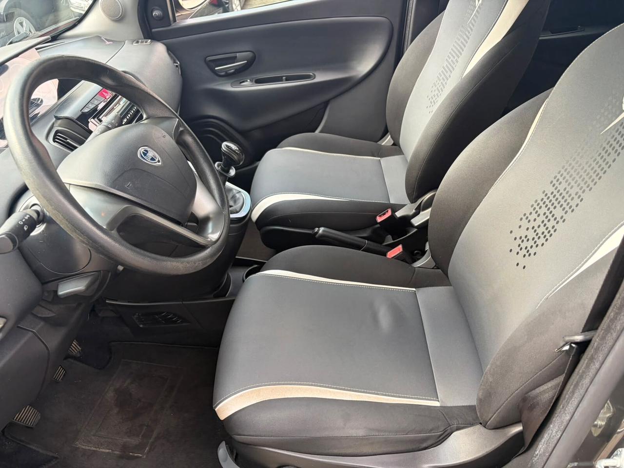 Lancia Ypsilon 1.2 69 CV 5 porte Gold*EURO6*NEOPATENTATI