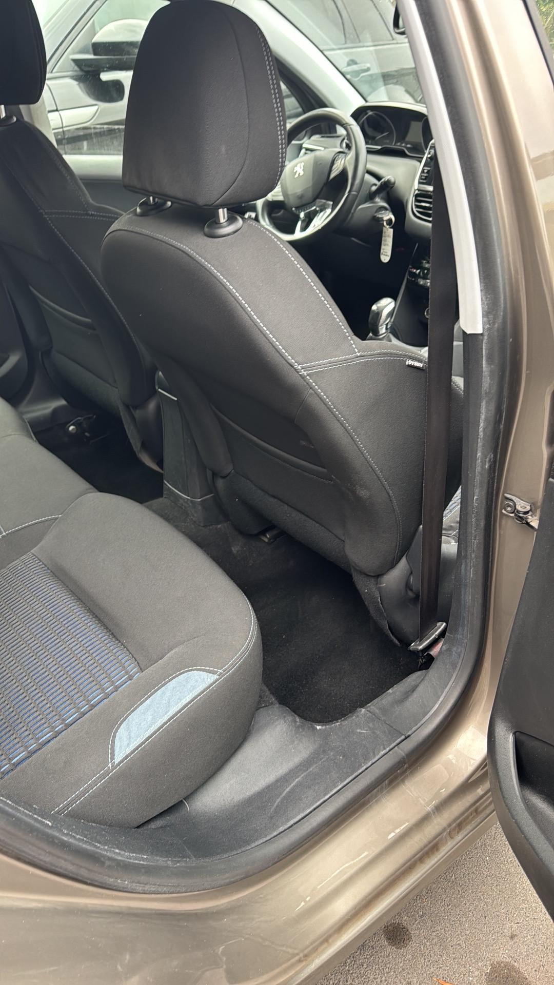 Peugeot 208 1.2 VTi 82 CV 5 porte Active