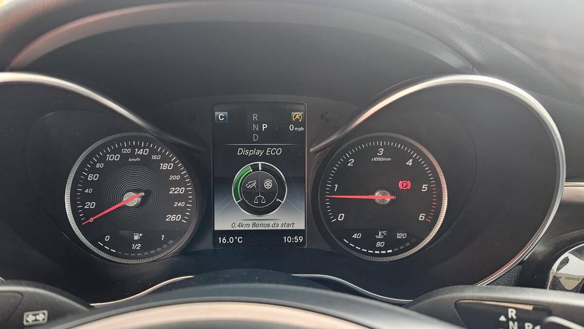 Mercedes Classe C 220 d Premium 4matic auto 9m AMG