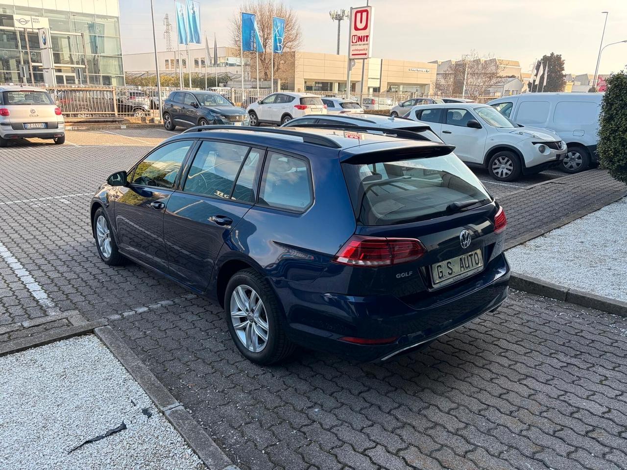 Volkswagen Golf Variant 1.6 tdi 115cv DANNEGGIATA