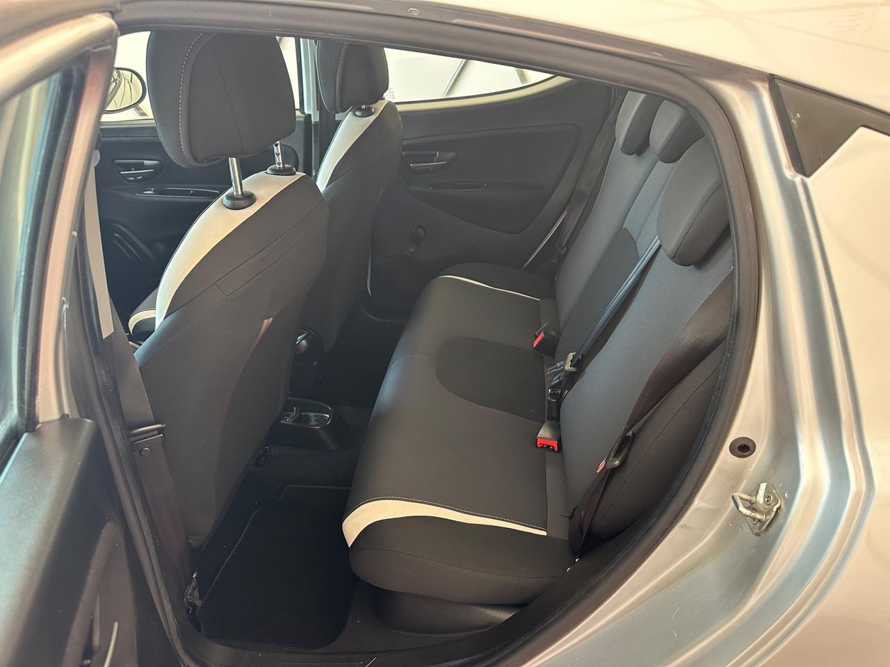 Lancia Ypsilon 1.2 69 CV 5 porte GPL Ecochic Gold