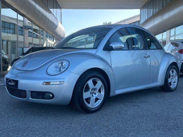 VOLKSWAGEN New Beetle 1.6