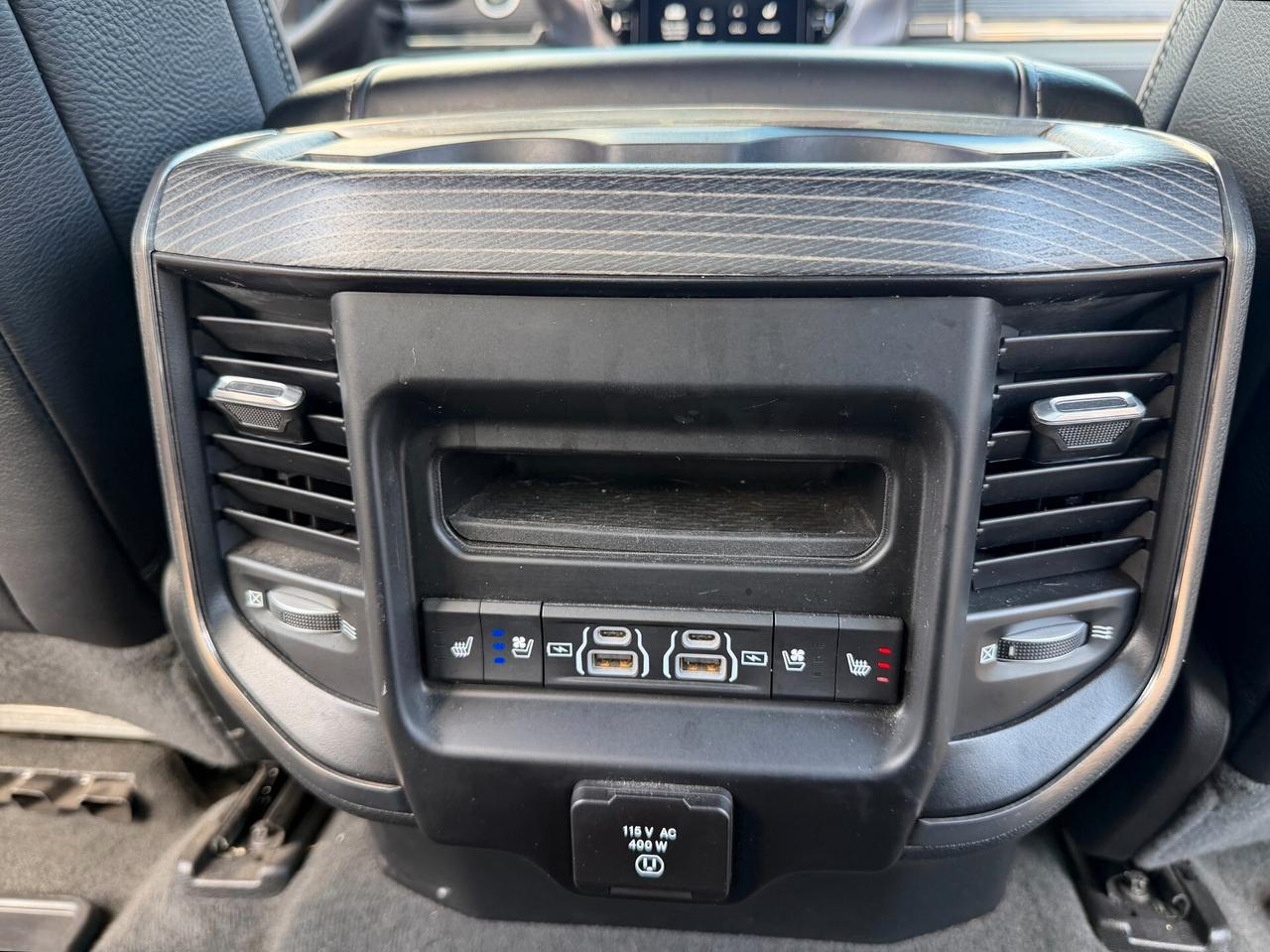 Dodge RAM 1500 5.7 CREW CAB LIMITED GPL /N1 IVA 22% / STRAFULL/KM DOC