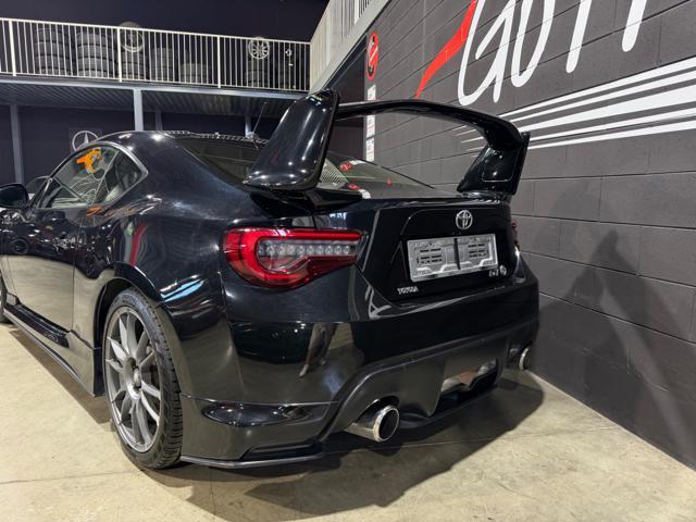TOYOTA GT86 2.0 CERCHI OZ SPOILER