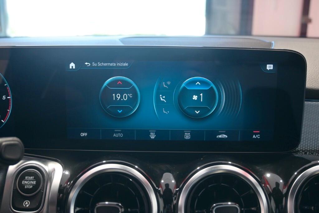 GLB 180D 115CV AUTOMATIC SPORT ( FARI LED - PELLE - CRUISE - MIRROR - NAVI PREMIUM - PARK ASSIST - TELECAMERA POST. ) CC. 1.950 - IMM. 12/2022