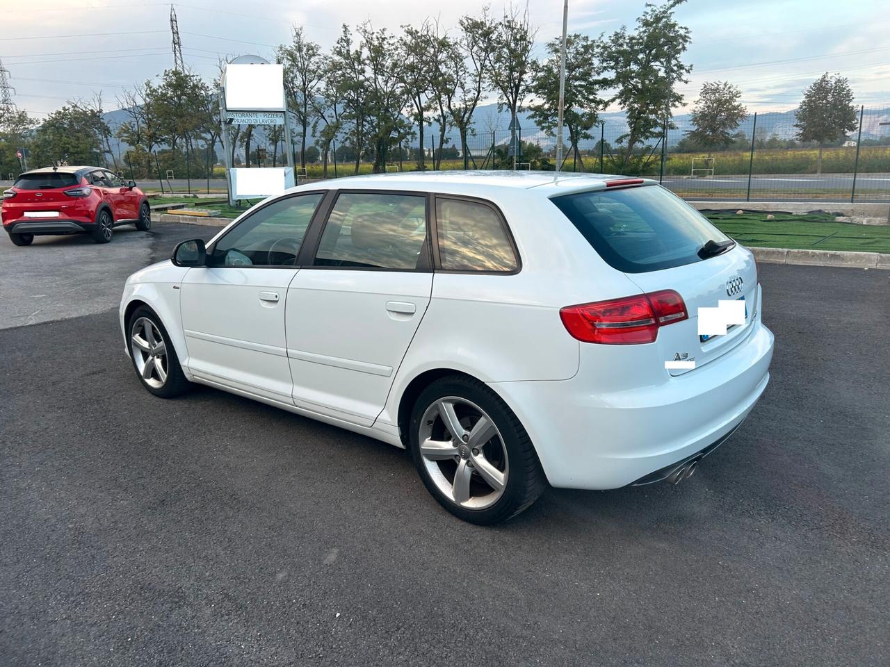 Audi A3 2.0 Tdi Sportback S-LINE ok neopatentati unico proprietario tutta tagliandata con libretto tagliandi