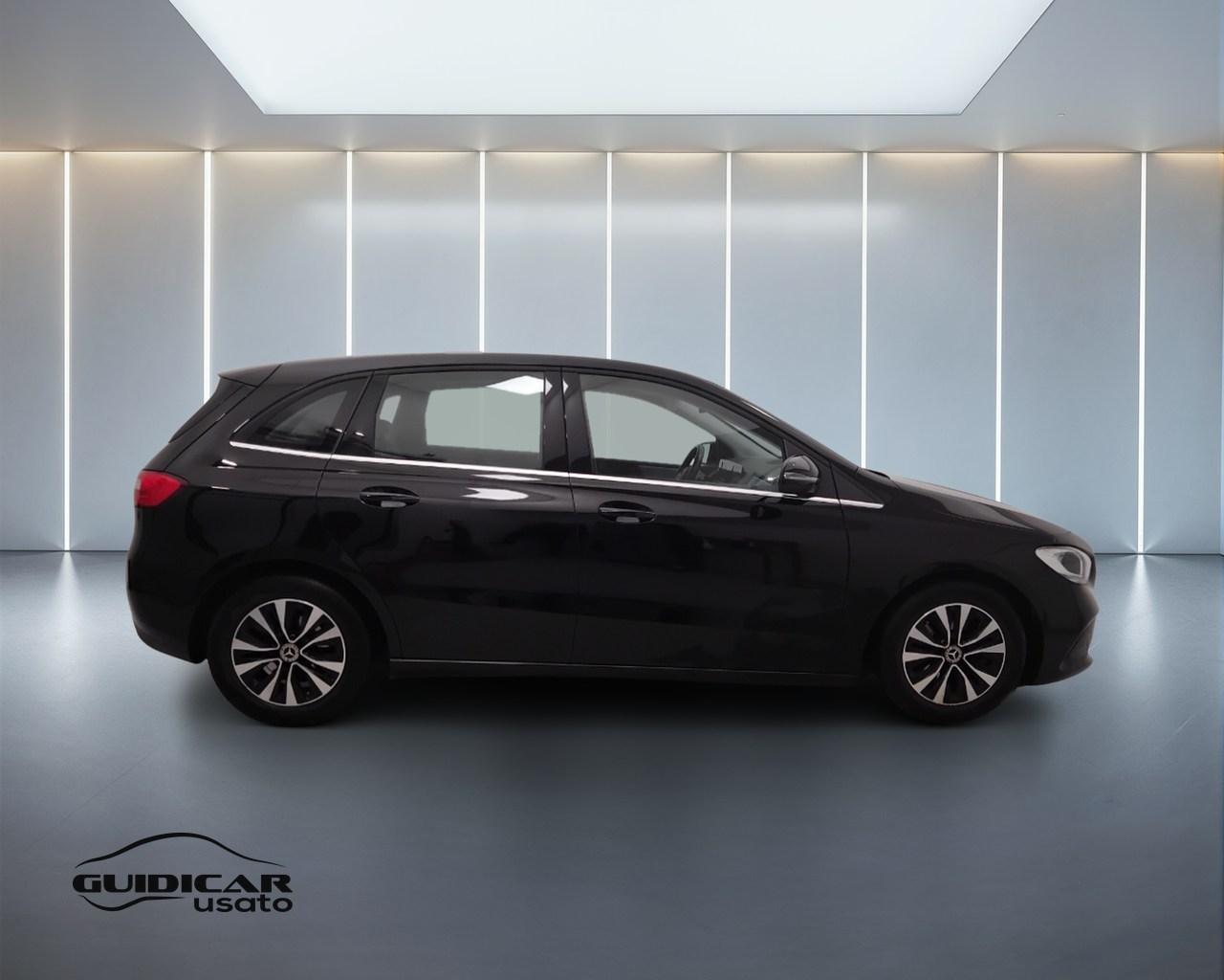 Mercedes-Benz Classe B - W247 2018 - B 180 d Sport auto