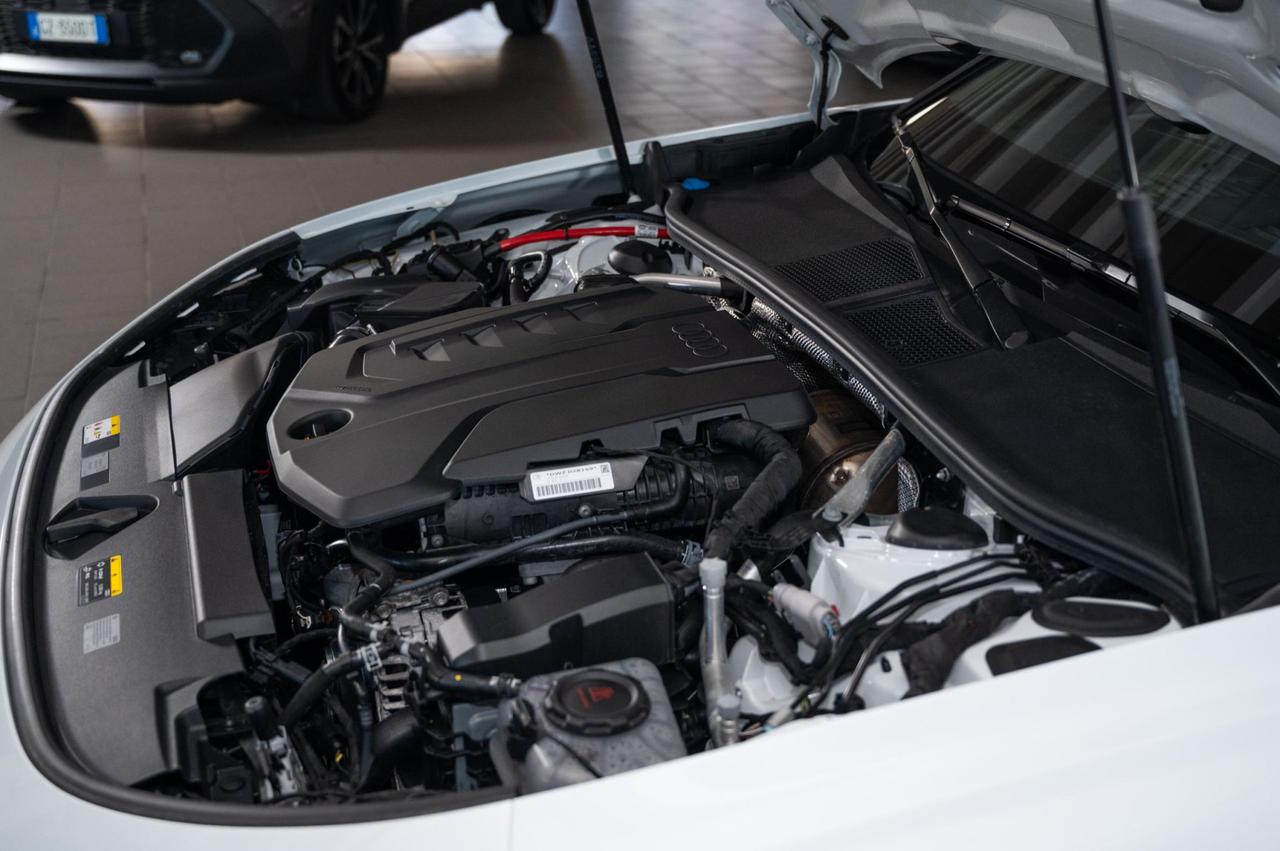 Audi A5 Berlina 2.0 tfsi S line edition 204cv s-tronic