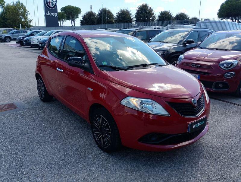 Lancia Ypsilon 1.2 69cv Start& Stop Gold