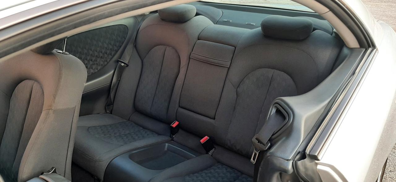 Mercedes-benz CLK 270 CDI cat Elegance