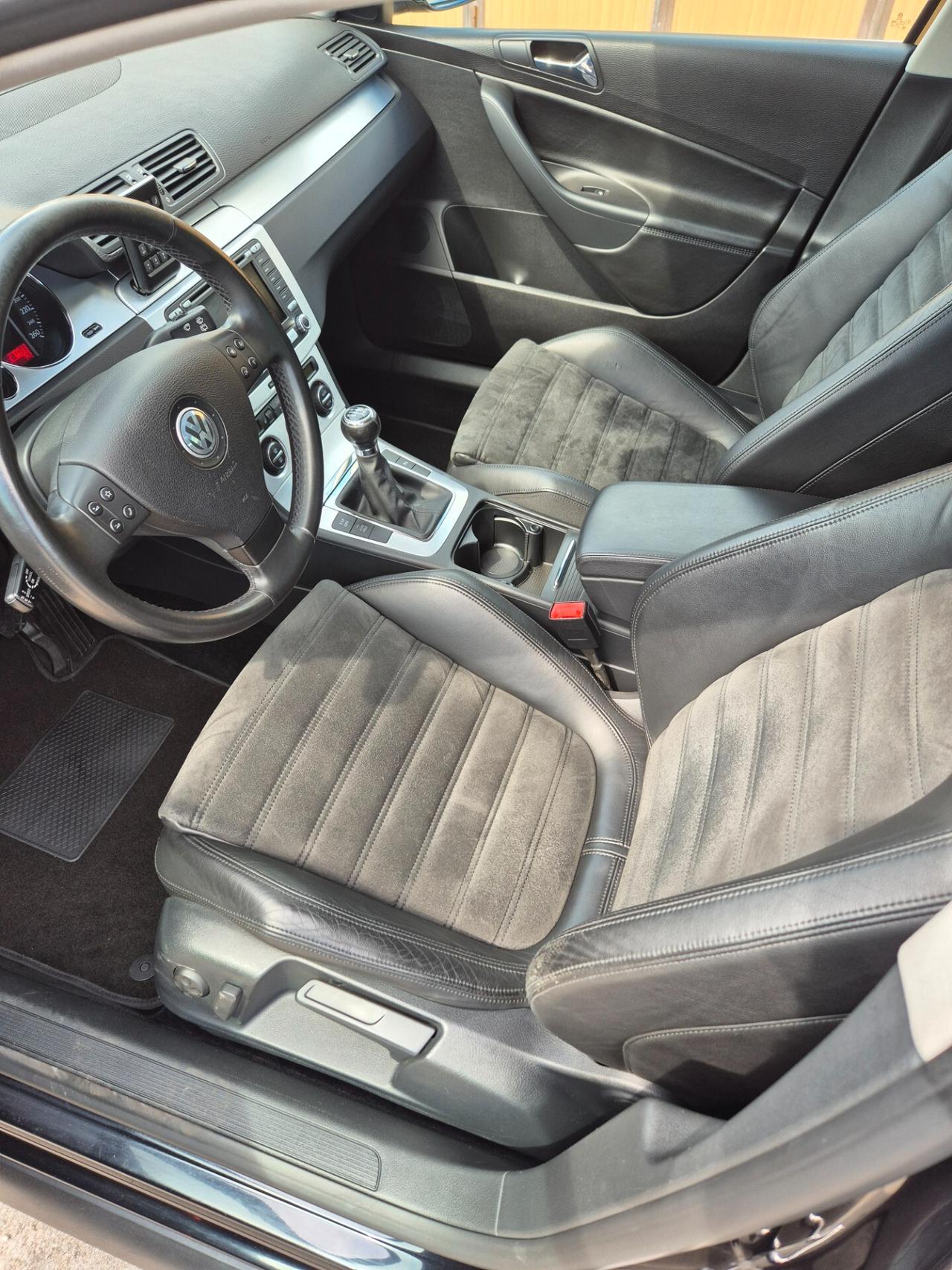 Volkswagen Passat 2.0 TDI 170CV DPF Var. Highline