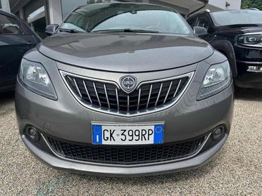 LANCIA Ypsilon 1.0 FireFly 5 porte S&S Hybrid Ecochic Silver