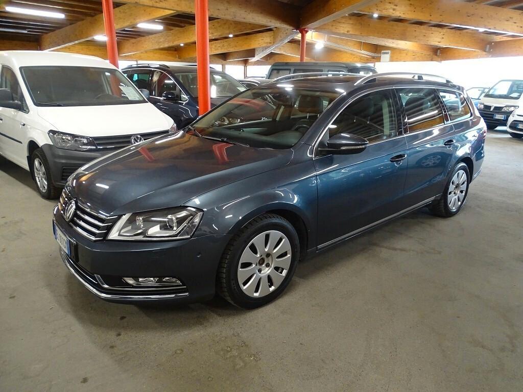 VW Passat Var. 2.0 TDI 4x4 Highline 140 CV