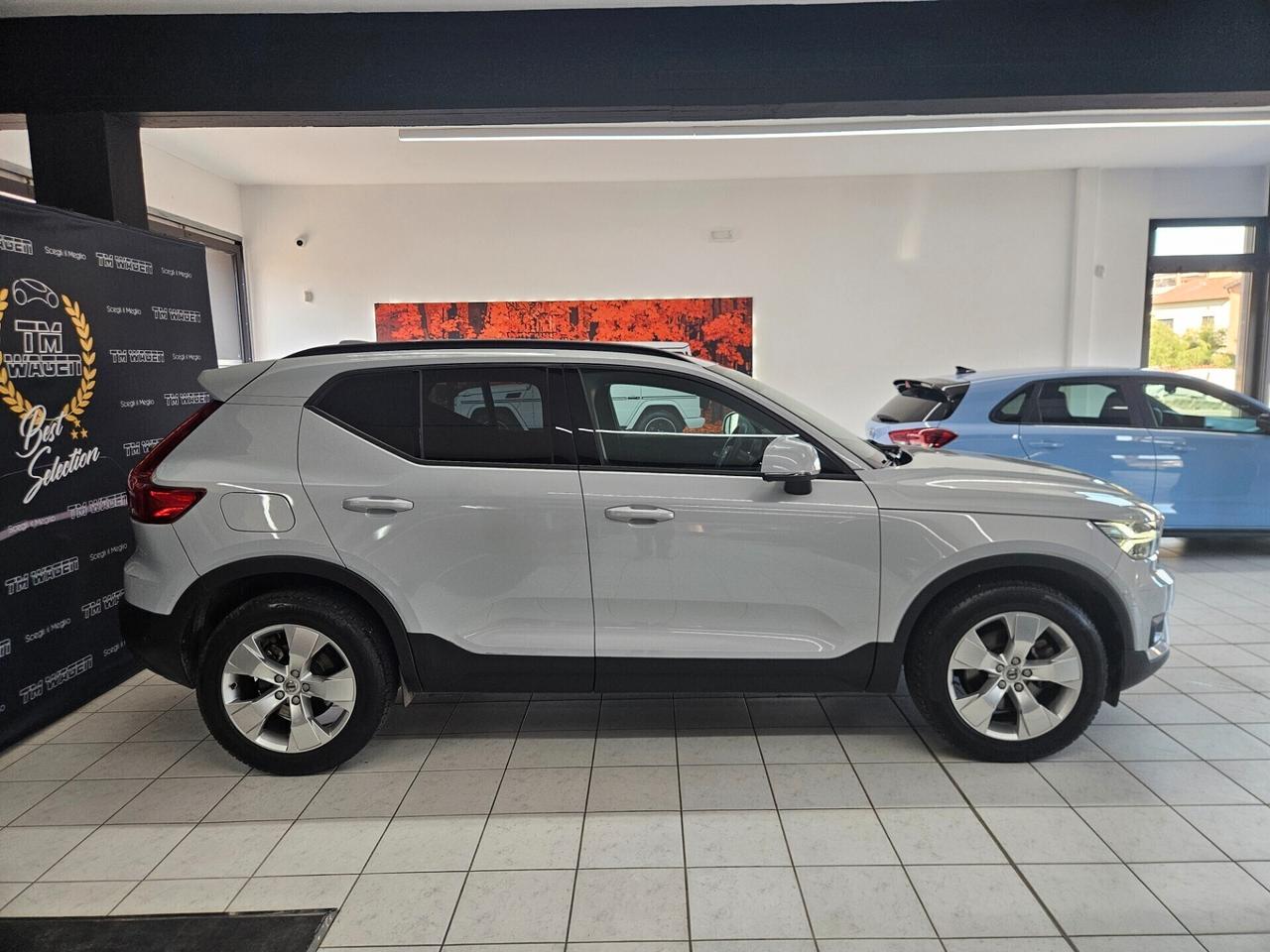 Volvo XC40 2.0 Business awd my20 - IVA ESPOSTA