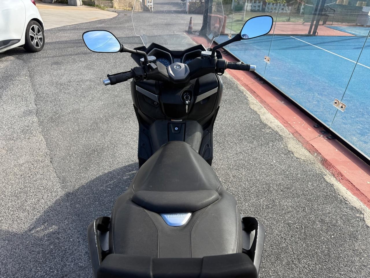 Yamaha X-Max 400