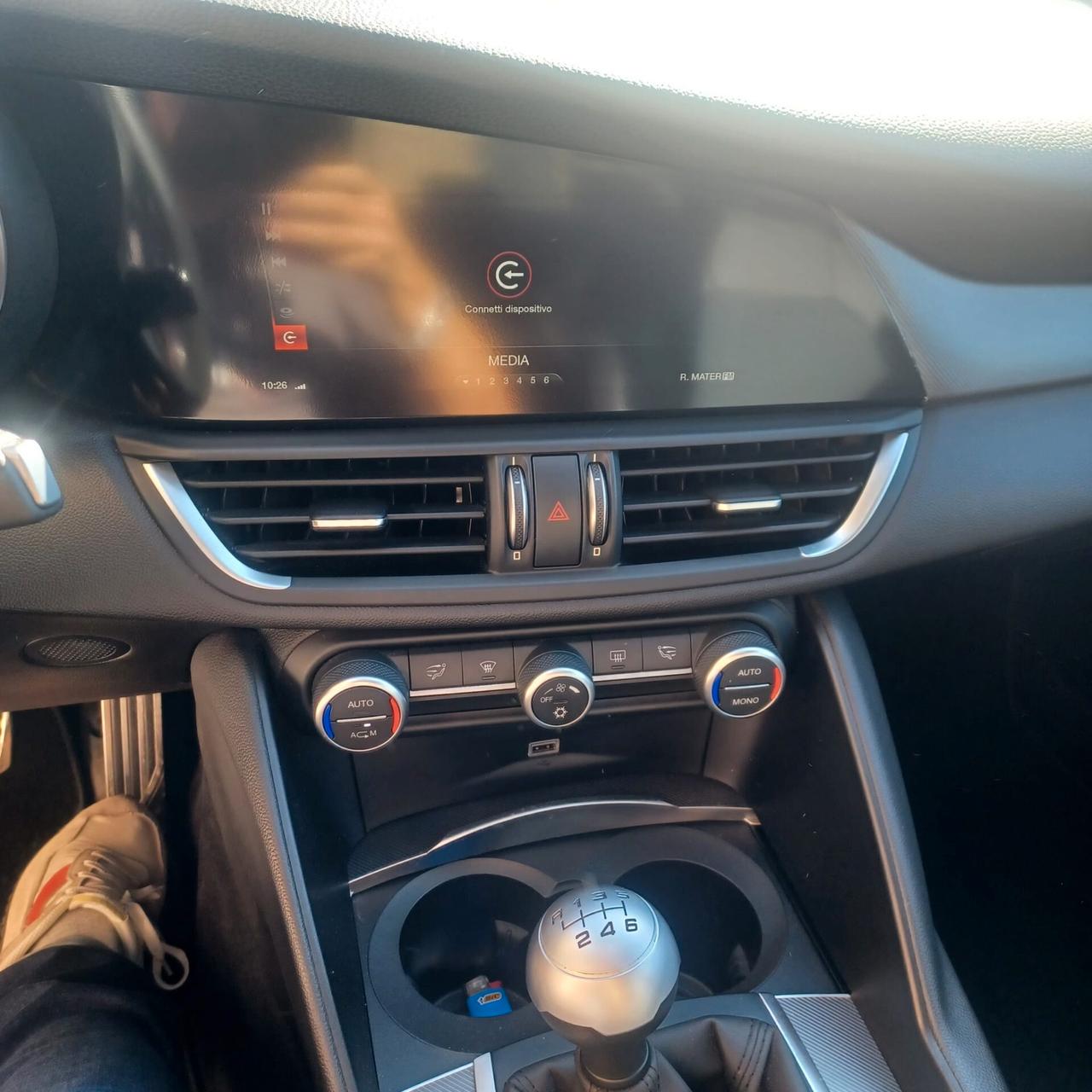 TENUTA IN MODO MANIACALE GIULIA 2.2 TDI FULL OPTIONAL