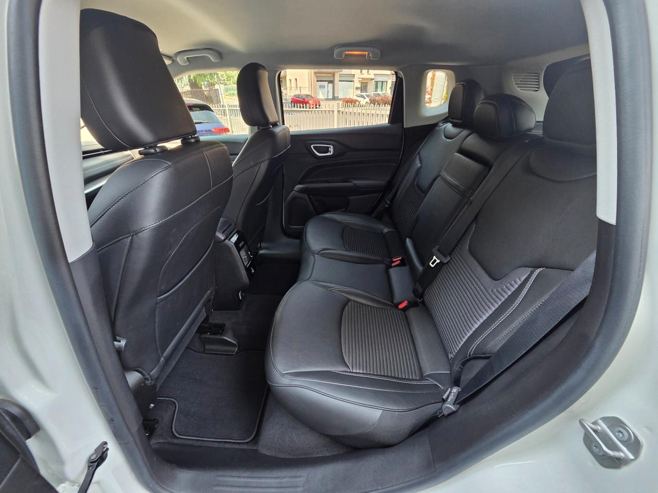 Jeep Compass 1.3 T4 Phev Limited 4xe auto / PLUG-IN