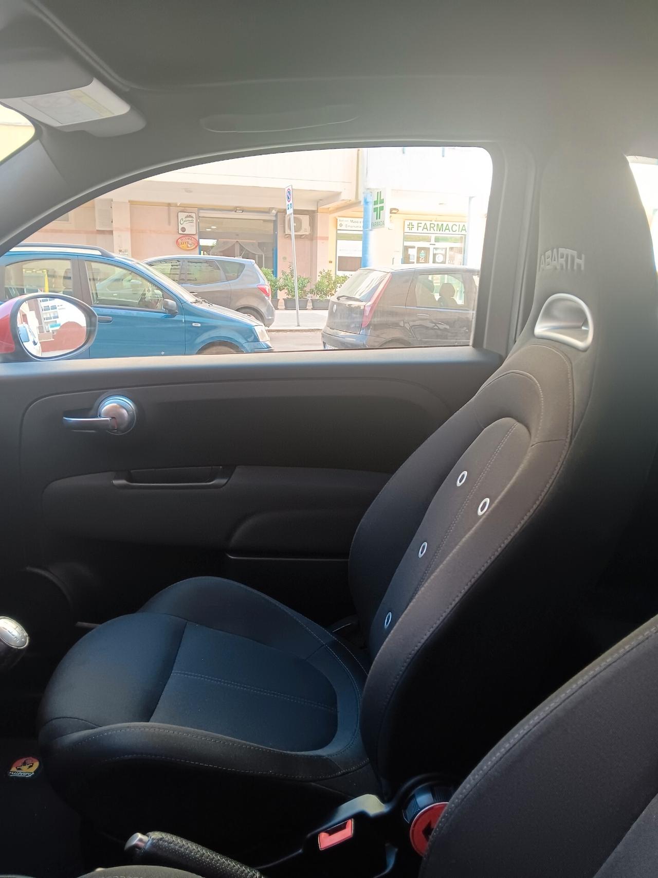 Abarth 595 C 1.4 Turbo T-Jet 145 CV