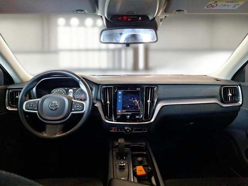 VOLVO V60 B4 D autom. Momentum Business WAGON