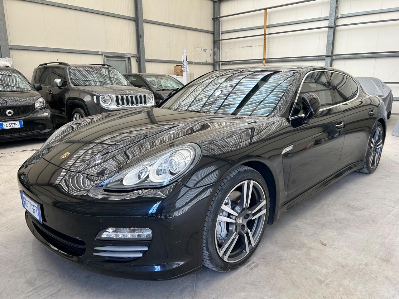 Porsche Panamera 4s