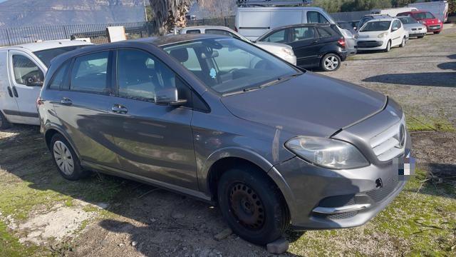 MERCEDES-BENZ B 200 c Sport Motore Rotto