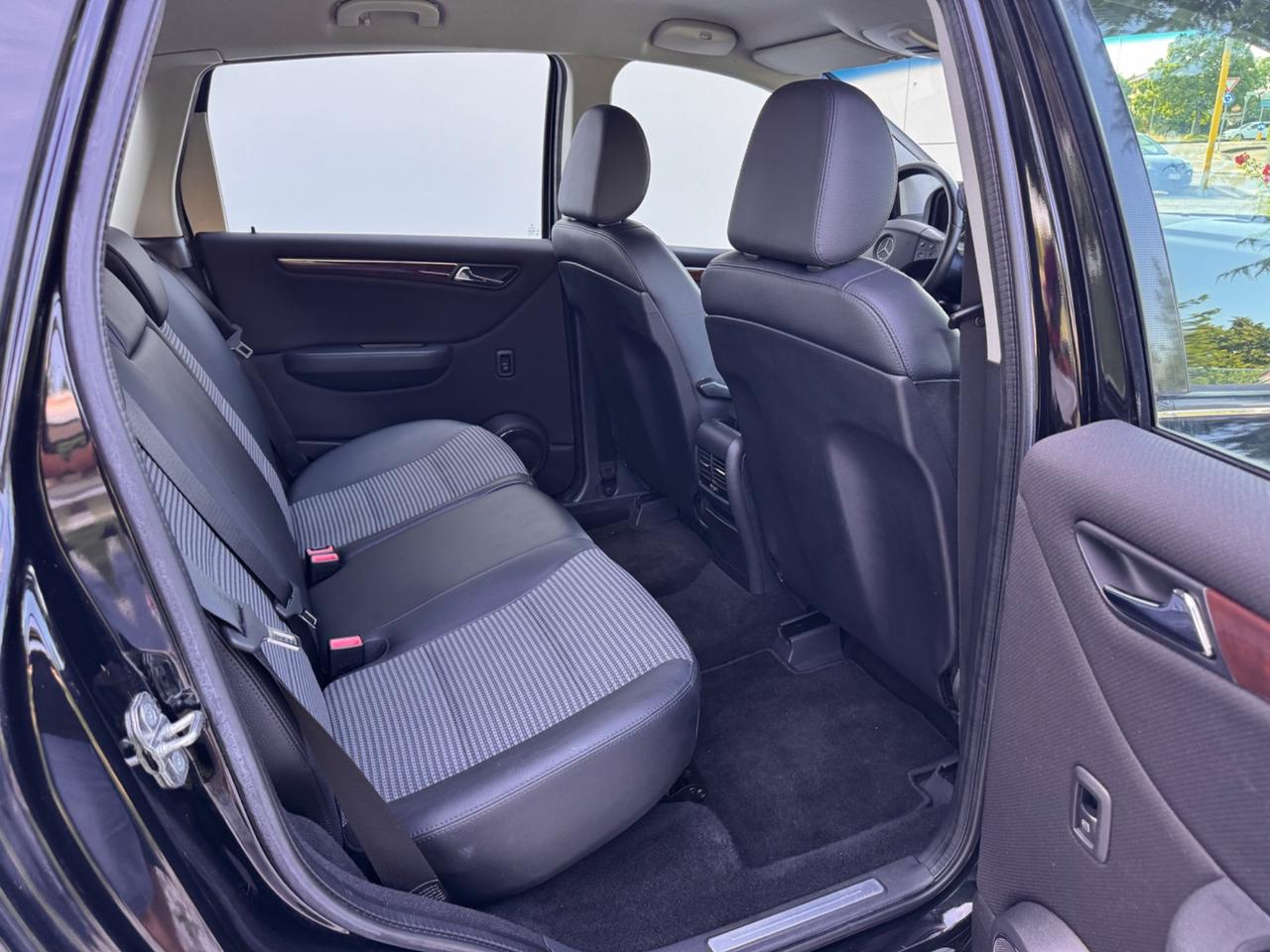 Mercedes-benz B 200 CDI Chrome OK NEOPATENTATI