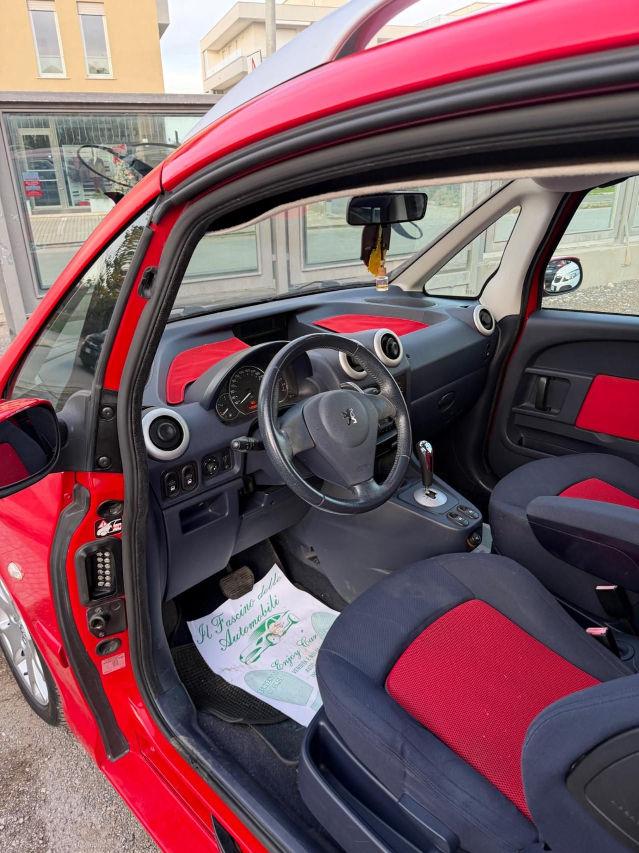 Peugeot 1007 1.6 Sporty 2Tronic