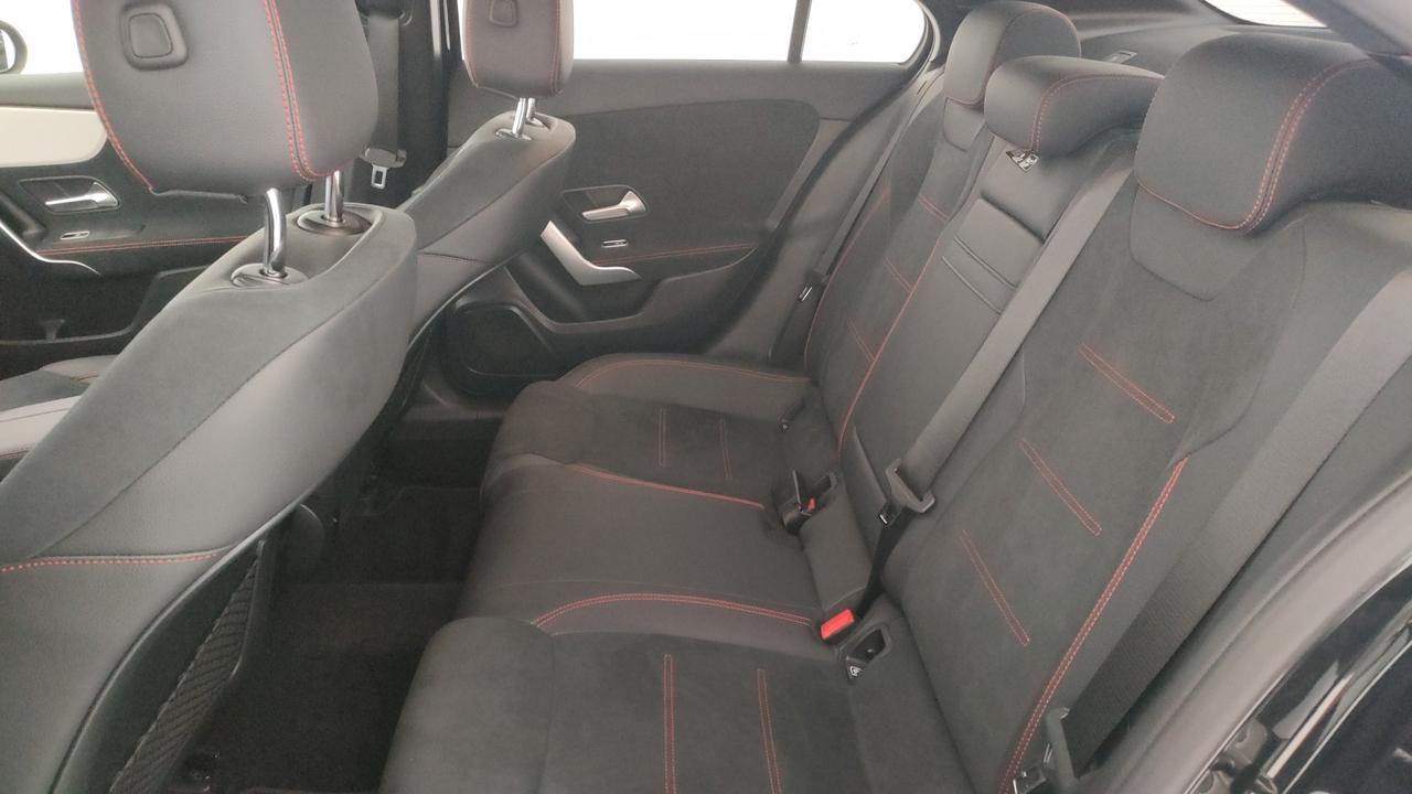 Mercedes-Benz A 180 d AMG Line Premium auto
