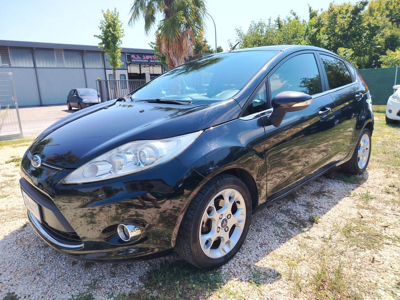 Ford Fiesta 1.4 5 porte Bz.- GPL Titanium
