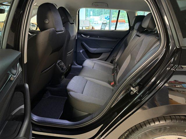 SKODA Octavia 2.0 TDI DSG Selection LED ACC DAB+ Smart Link