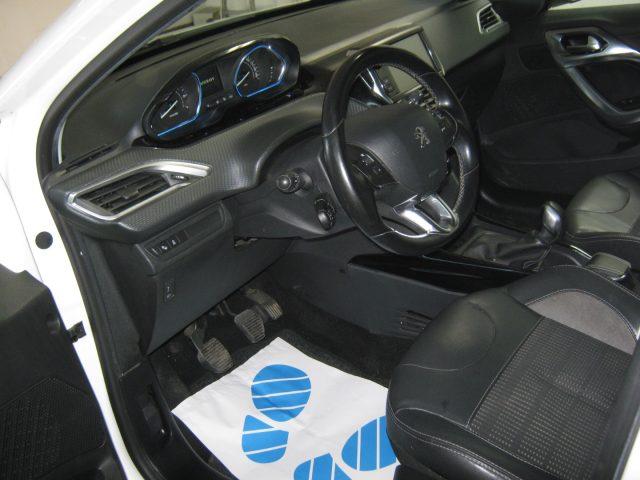 PEUGEOT 2008 1° serie PureTech 82 Allure